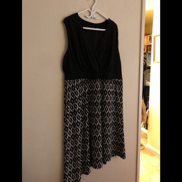 Woman’s Plus Size Dress - Picture 1 of 1